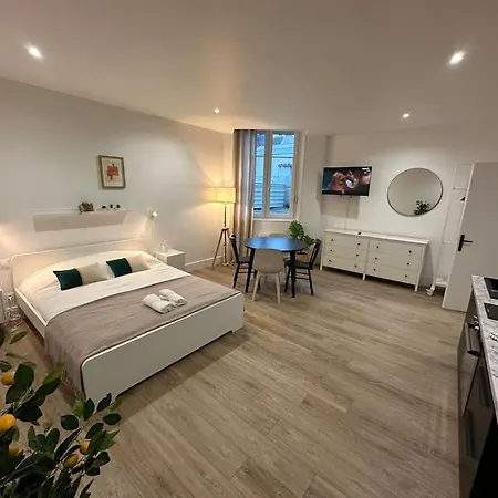 Apartment Acapulco, Spacieux Renove Reims